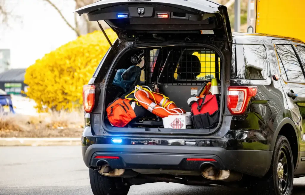 Accessoires auto indispensables pour l’hiver : ce qu’il faut avoir dans son coffre